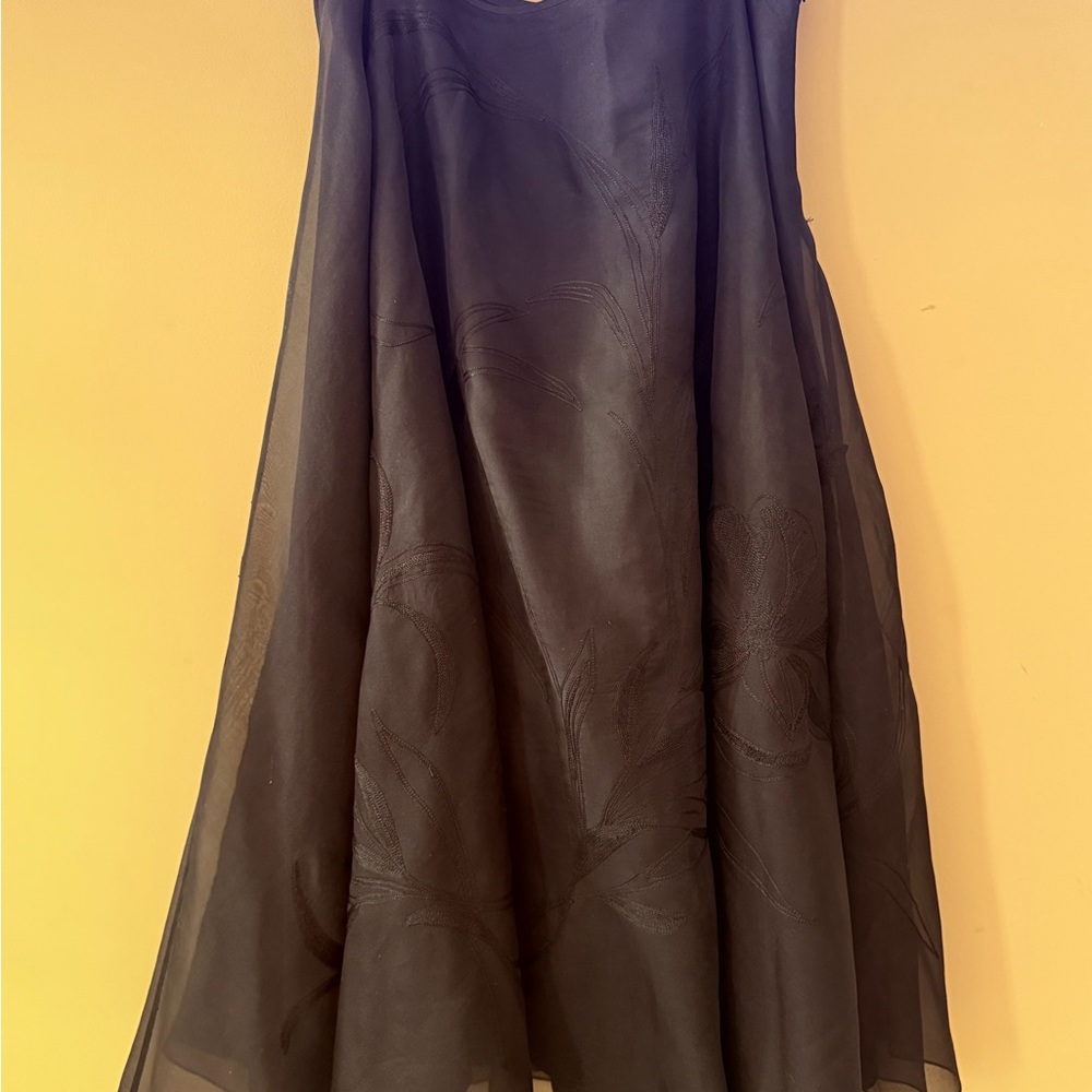 Eileen Fisher Elegant Black Flowing Flower Skirt